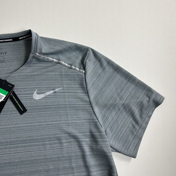 Nike Running Shirt Mens Size XL Gray Breathable Active Athletic Gym CU326-084 - Picture 5 of 9